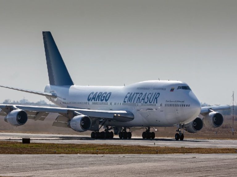 Parte de los tripulantes de avión venezolano retenido en Buenos Aires fueron liberados