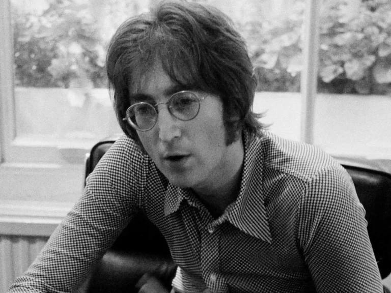 Hasta el asesino de John Lennon pide libertad condicional