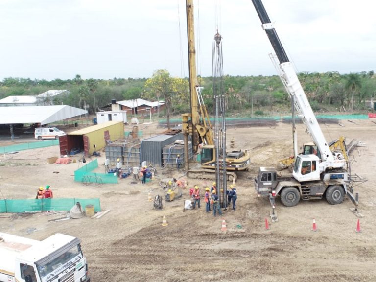 Avanzan los trabajos en las bases del puente de la Bioceánica