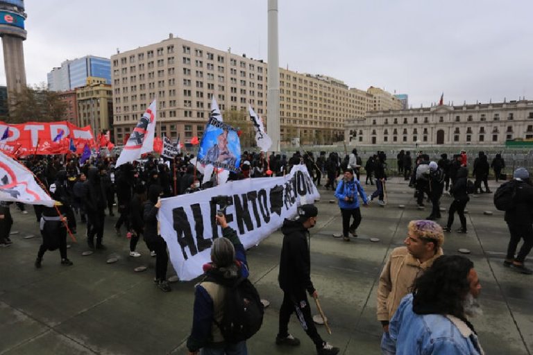 Violencia sacude de nuevo a Chile en un aniversario más del golpe militar