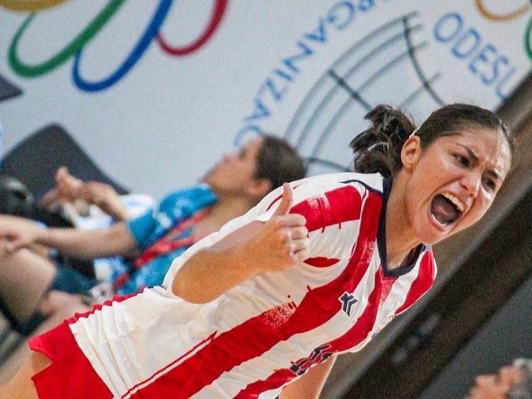 Paraguay con victoria en Handball femenino