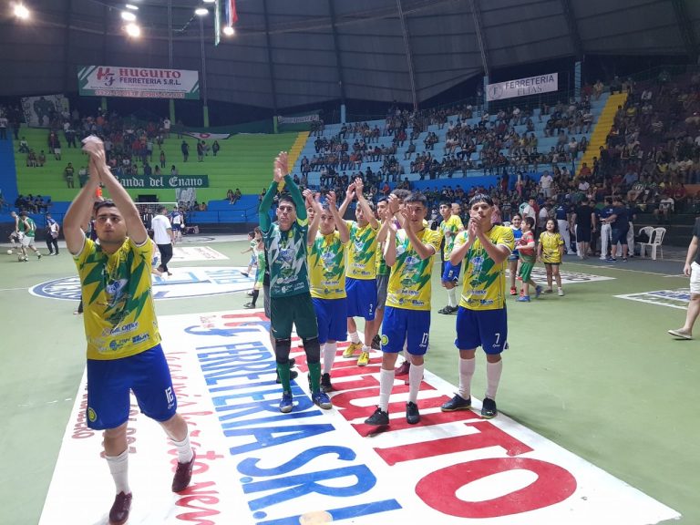 Cuadrangular final de salón se abre con victorias del local y Caacupé