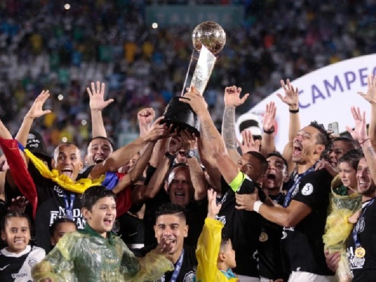 Olimpia se queda con el Clausura