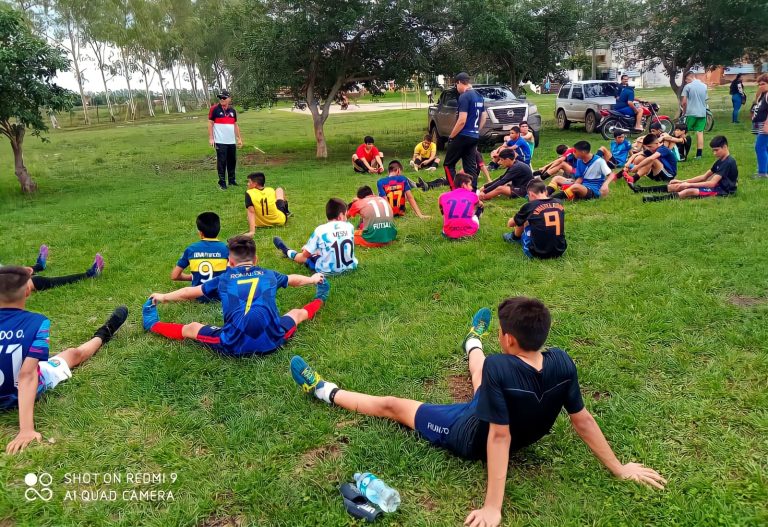 Encomiable tarea de Escuela de futbol Municipal de Pilar