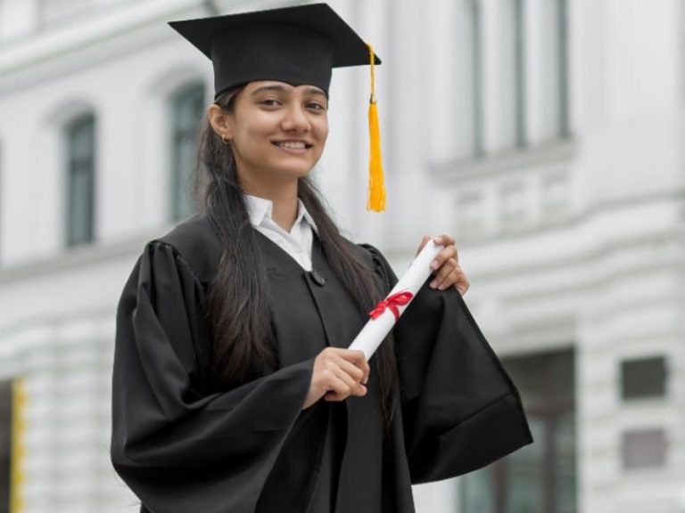 Trámites para títulos universitarios serán más ágiles