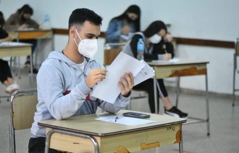 Jóvenes postulantes a becas de Itaipú en su mayoría quieren ser médicos