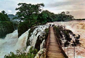 Paraguay puso el 50% del caudal y de los desniveles entre y desde el Salto del Guairá