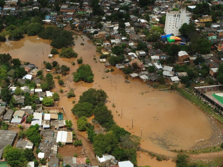 Itaipú avisa que se podría inundar un barrio de Ciudad del Este