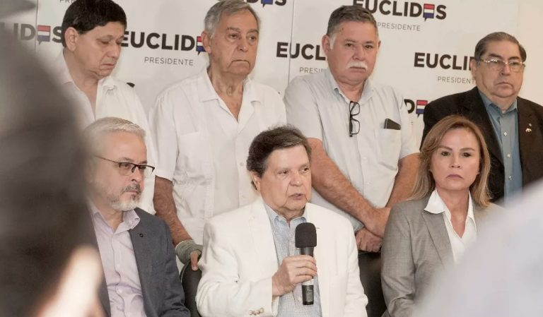 Euclides Acevedo votó, pidió a la gente que vote y dijo que habrá sorpresas en las elecciones