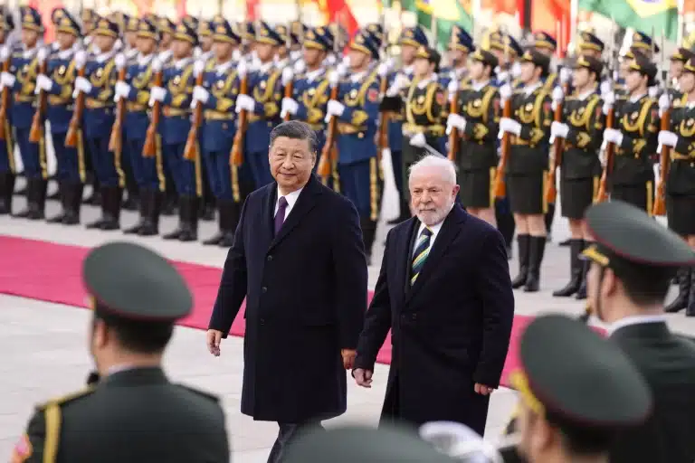 Lula y Xi Jinping potenciarán sus negocios sin sanciones unilaterales y sin el dólar USA