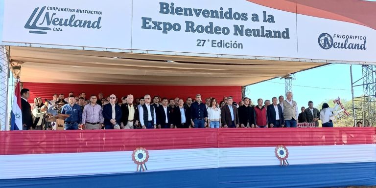 Chaco Central quintuplica producción de algodón: Ministro destaca el potencial de la región en la Expo Rodeo Neuland