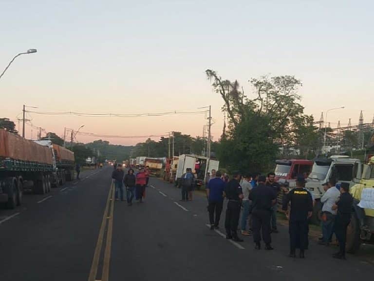 Camioneros inician presión para aclarar resultados electorales