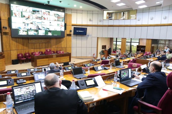 ¿Podrían perder sus bancas los tres senadores electos con proceso judicial?