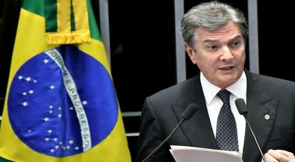 Ex presidente de Brasil, Collor de Mello, fue condenado a 8 años y 10 meses de prisión por corrupción