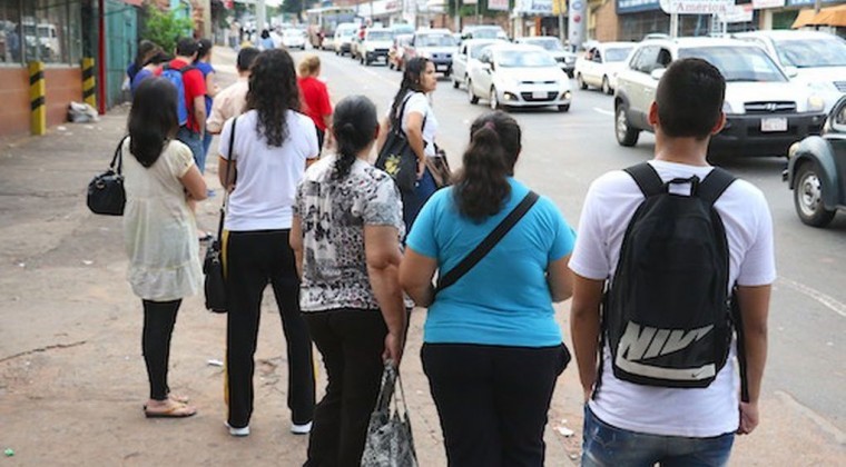 La mala calidad del servicio de transporte contrasta con los generosos subsidios a empresarios