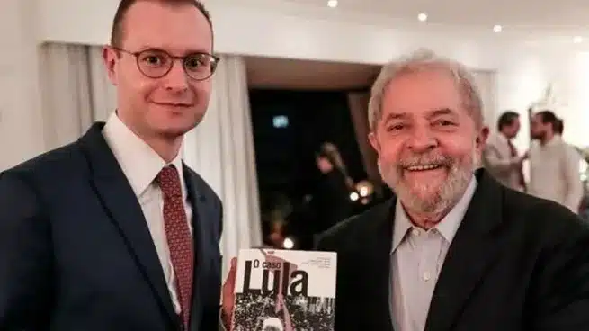 Lula premia como ministro de la Corte al abogado que le defendió en caso Lavajato