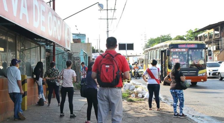 La ruina del sistema de transporte público es otro legado de Marito para Santi Peña