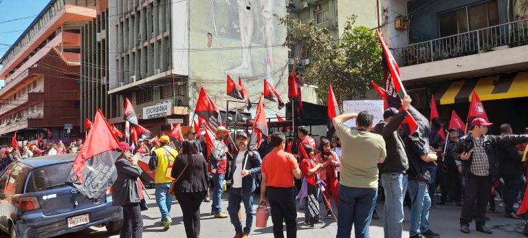 Docentes gremialistas describen un sistema de educación abandonado por el Estado