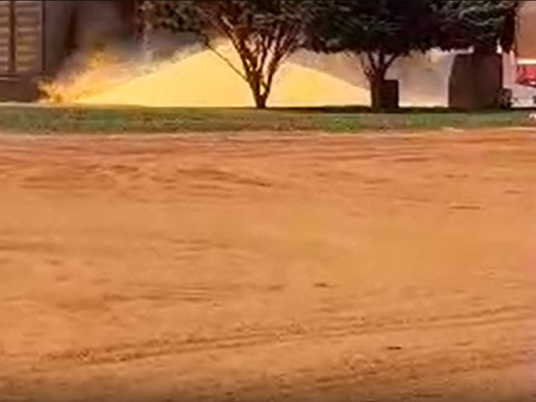 Grave: Silo en San Pedro pierde toneladas de maíz luego de colapsar