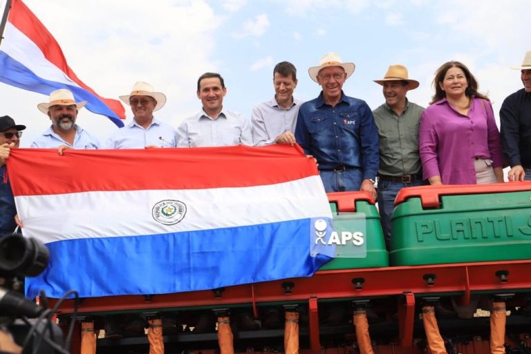 Se realizó el lanzamiento de la campaña sojera en Canindeyú