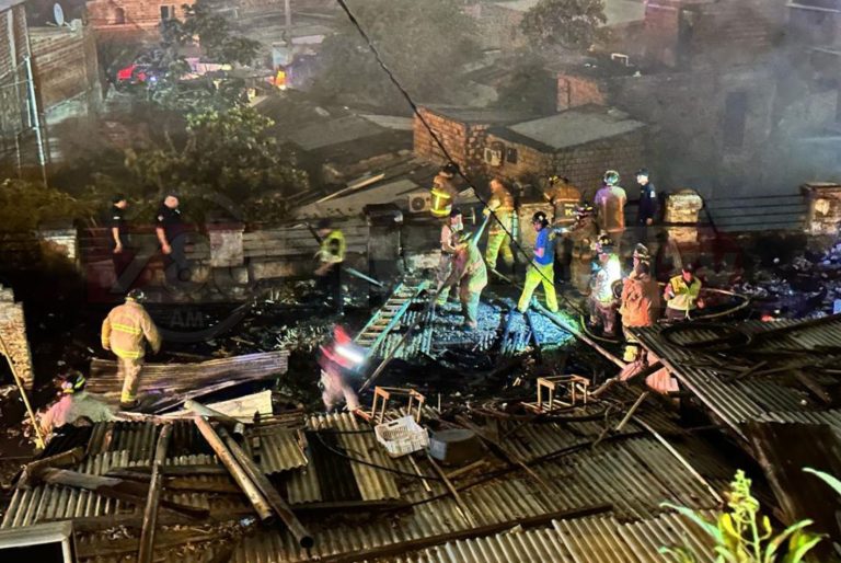 El paciente con quemadura de 65%, tras incendio en la Chacarita, se halla en estado grave