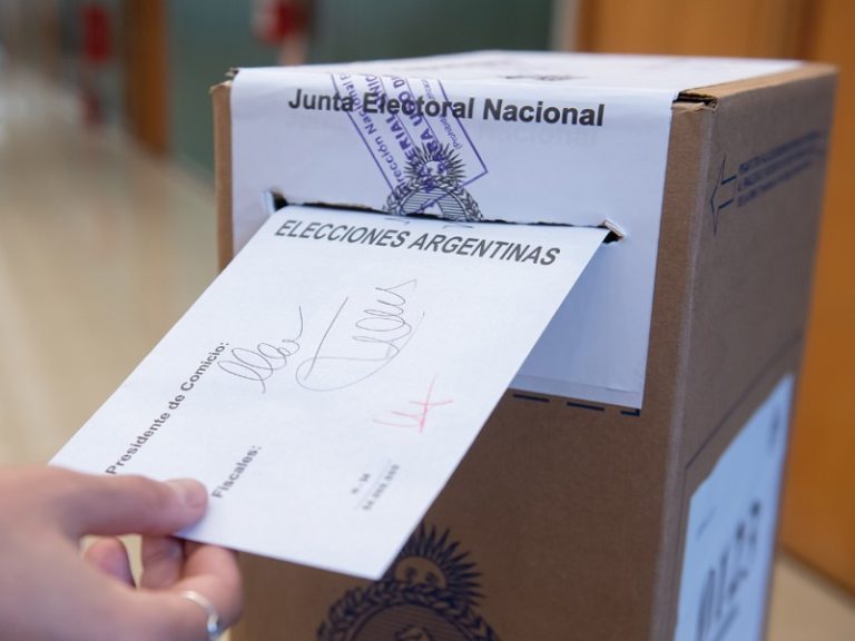 Votación en Argentina entra en sus últimas horas