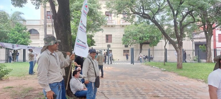 Mayoría de centrales sindicales apoya creación de Superintendencia de Jubilaciones