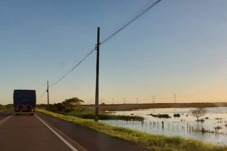 Chaparrones y ocasionales tormentas eléctricas en el centro y Norte