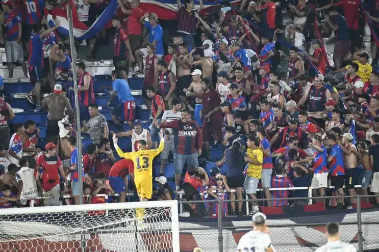 Fiscalía ordenó la detención de 9 cabecillas de la barra brava de Cerro Porteño