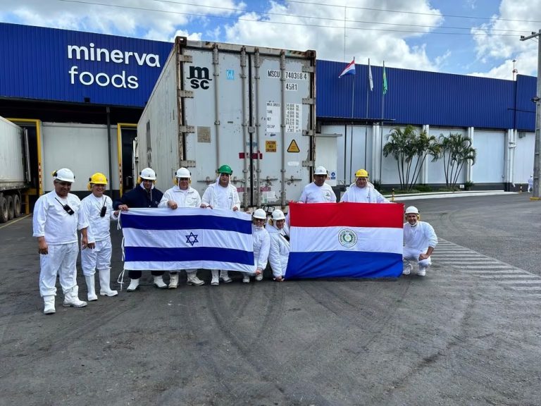 Partió la primera remesa de carne con hueso a Israel