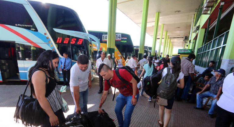 Gremio de transporte de larga distancia pidió a la DINATRAN el aumento del pasaje