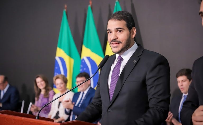 Fiscal general de Brasil pide que se regulen las redes sociales porque se llegó al límite