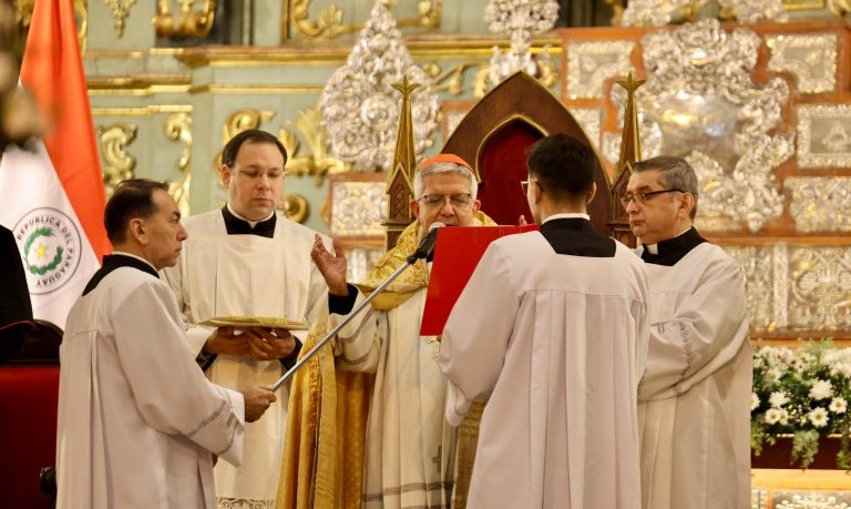 Cardenal Martínez pide a autoridades fomentar el diálogo y la búsqueda de consenso