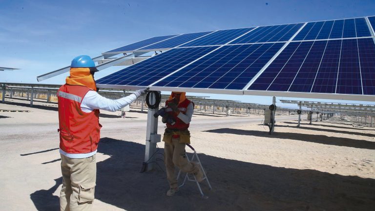 Exploran invertir USD 40 millones en energía solar en el Chaco