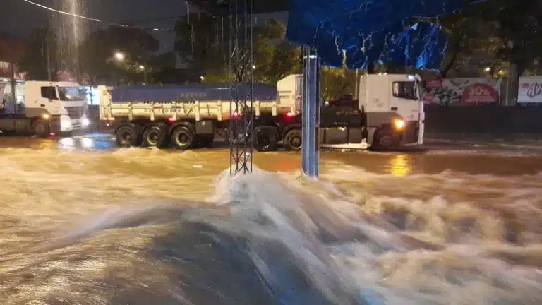 Ya cayó 168 mm de lluvia en capital, según Meteorología