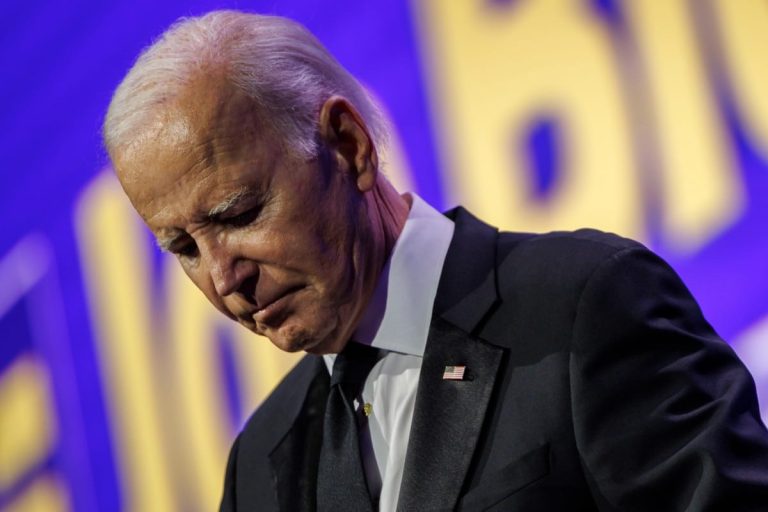 Biden podría bajar su candidatura a las elecciones de noviembre