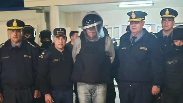 Detuvieron a ex diputado argentino cerca de la frontera con Paraguay