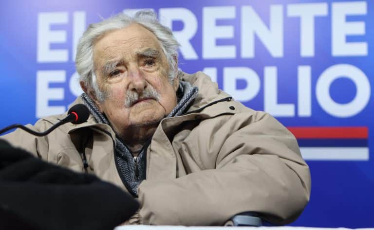 Ex presidente de Uruguay, José Mujica, está internado por tercera vez