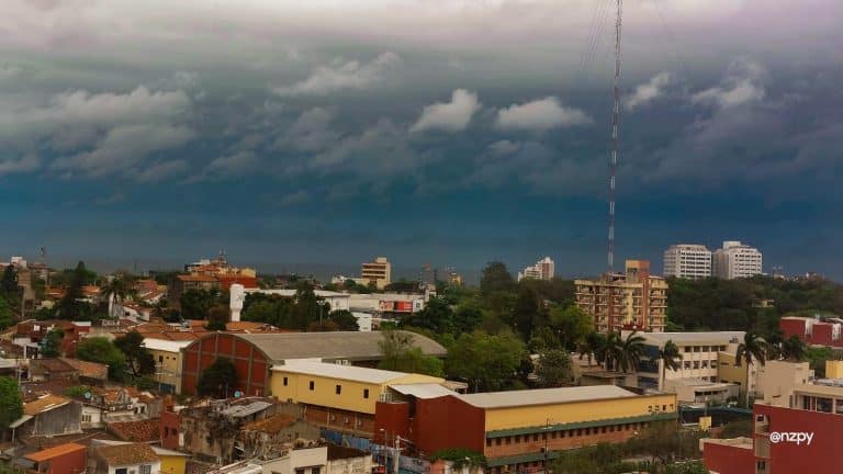 Continúan las lluvias y tormentas eléctricas