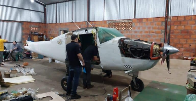 Militar tenía en su casa taller clandestino de reparación de aeronaves