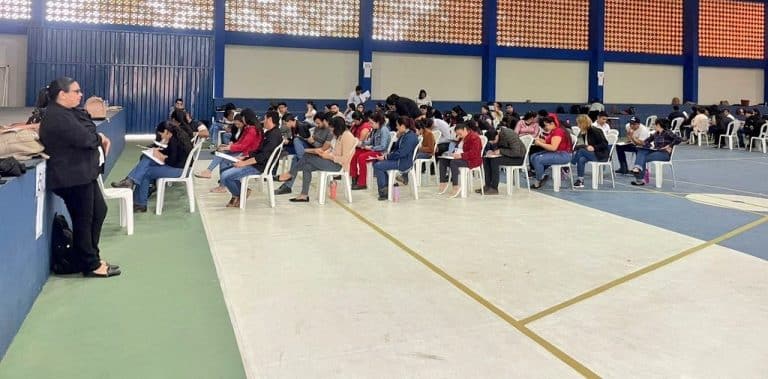 Una vez más, el MEC va en busca de los mejores docentes: rendirán 11.000