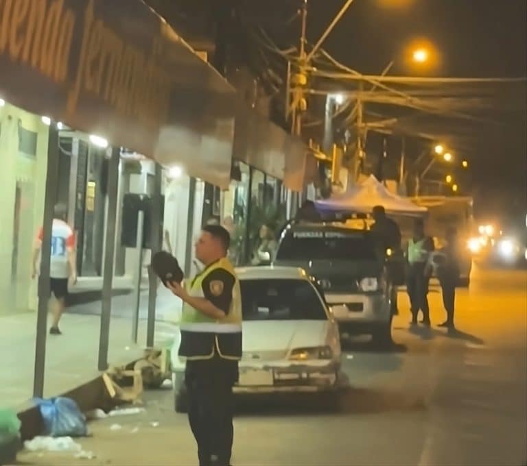 Video: Noche de vigilia en San Lorenzo por estacionamiento tarifado