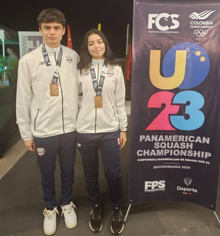 Regresan squashistas con dos valiosas medallas panamericanas