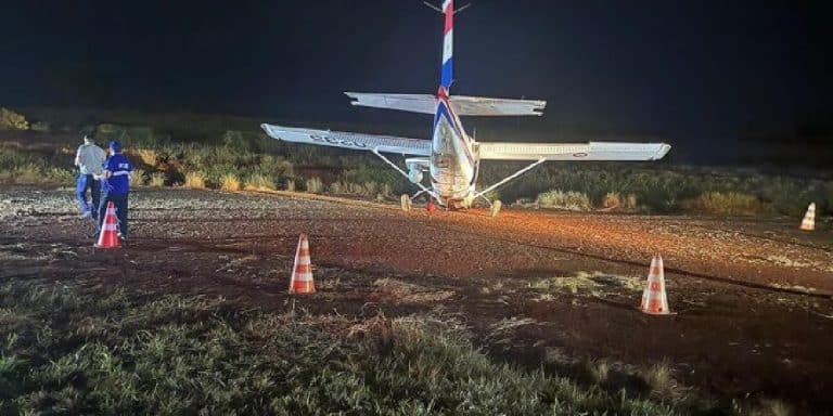 Avión militar tuvo un aterrizaje de emergencia en el Este