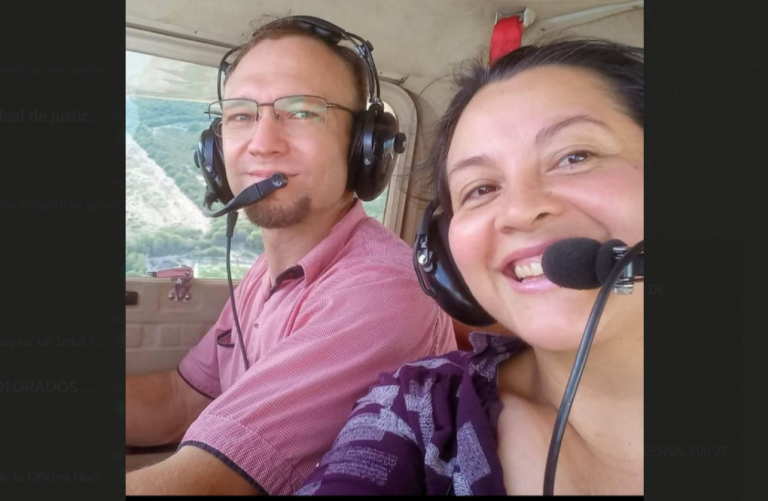 Robaron avioneta y los tripulantes fueron rescatados. La aeronave se halló en Bolivia