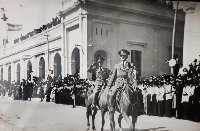 Enrique Jiménez, héroe de la Guerra del Chaco. Su ascendencia empezó desde su puesto en la Caballería. Durante los sucesos de enero de 1947, el teniente coronel Jiménez ya era comandante de la I División de Caballería.