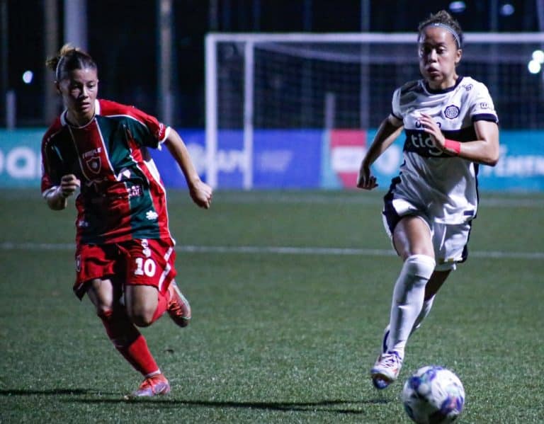 Fútbol Femenino: Olimpia y Trinidense continúan en punta