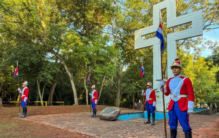 Homenajean al Mariscal Francisco Solano López y Héroes Nacionales en Cerro Corá