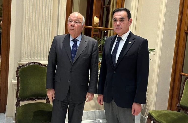 Brasil informó a Paraguay que está investigando espionaje y que al concluir entregará el informe