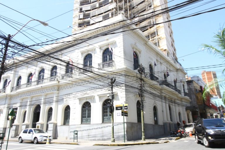 Cancillería confirma que EE.UU. devolvió un manuscrito de Hernandarias, robado de Paraguay
